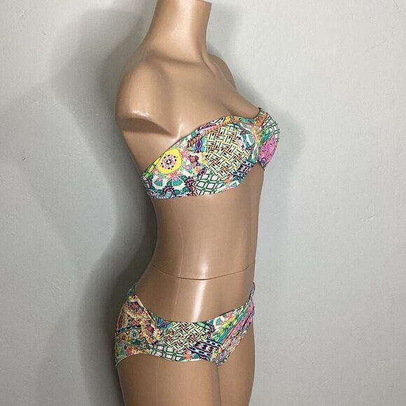 New. Bleu Rod Beattie bright print bikini. Size 4. Retails $145 - Picture 5 of 13